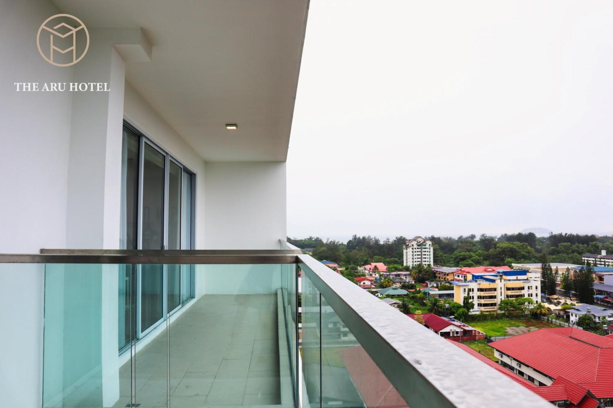 The Aru Hotel At Aru Suites Kota Kinabalu Exterior photo